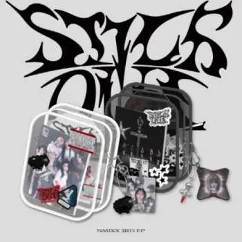 CD Nmixx: Fe3O4: STICK OUT LTD