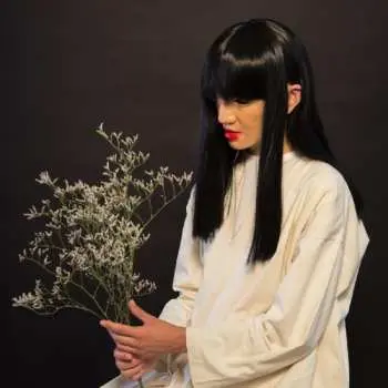 CD Sui Zhen: Losing, Linda