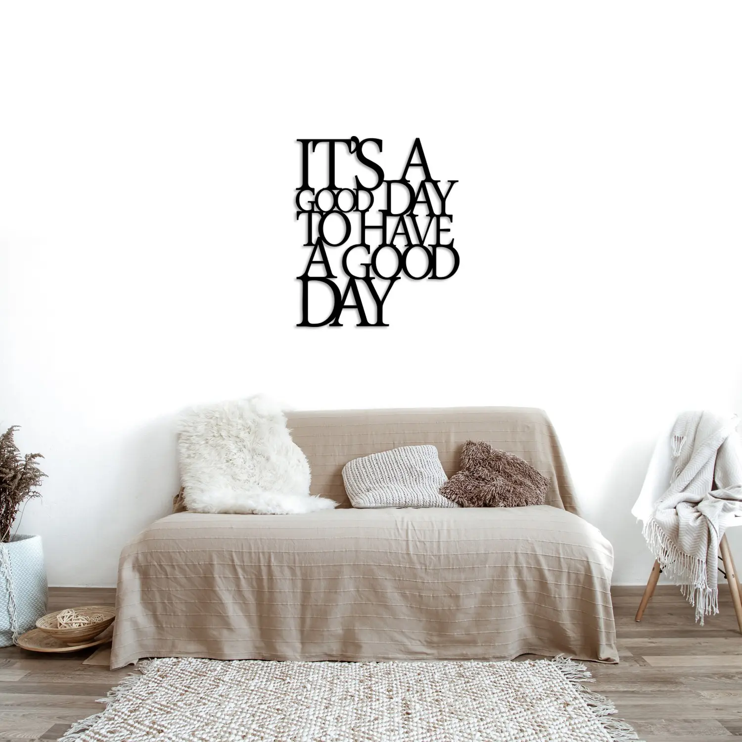 Wallity Nástěnná kovová dekorace Good Day černá