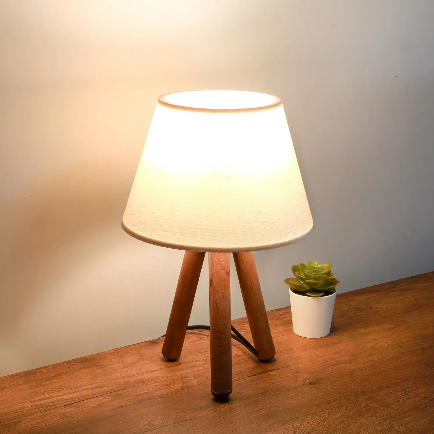 Stolní lampa AYD-3170