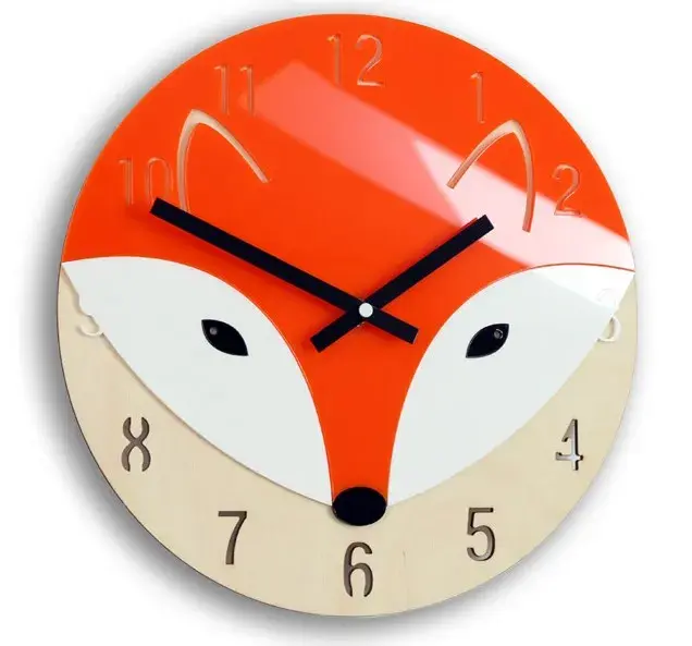 ModernClock Dětské nástěnné hodiny Liška 30 cm oranžové