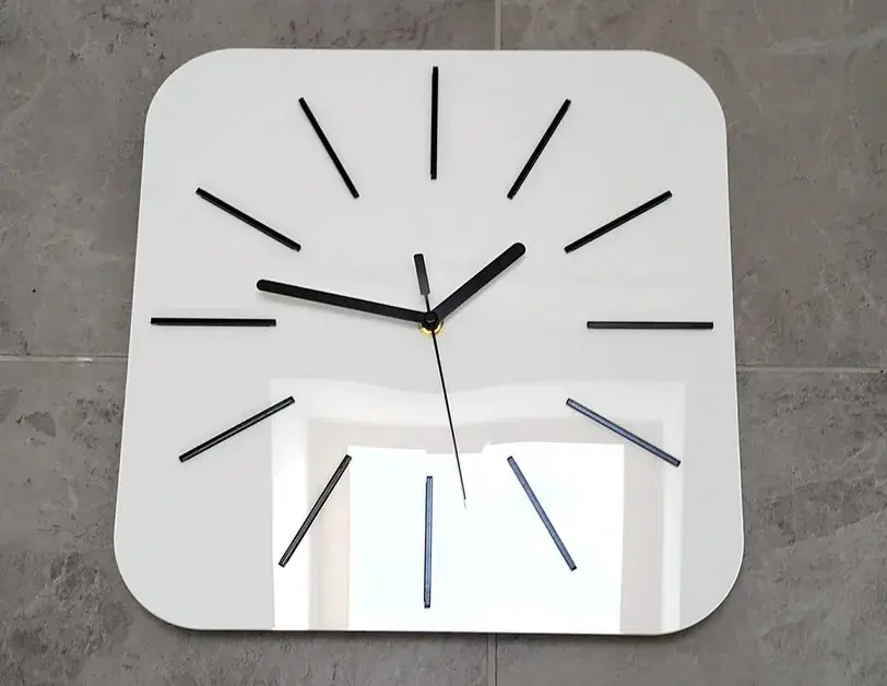 ModernClock Nástěnné hodiny Hipnotic bílé