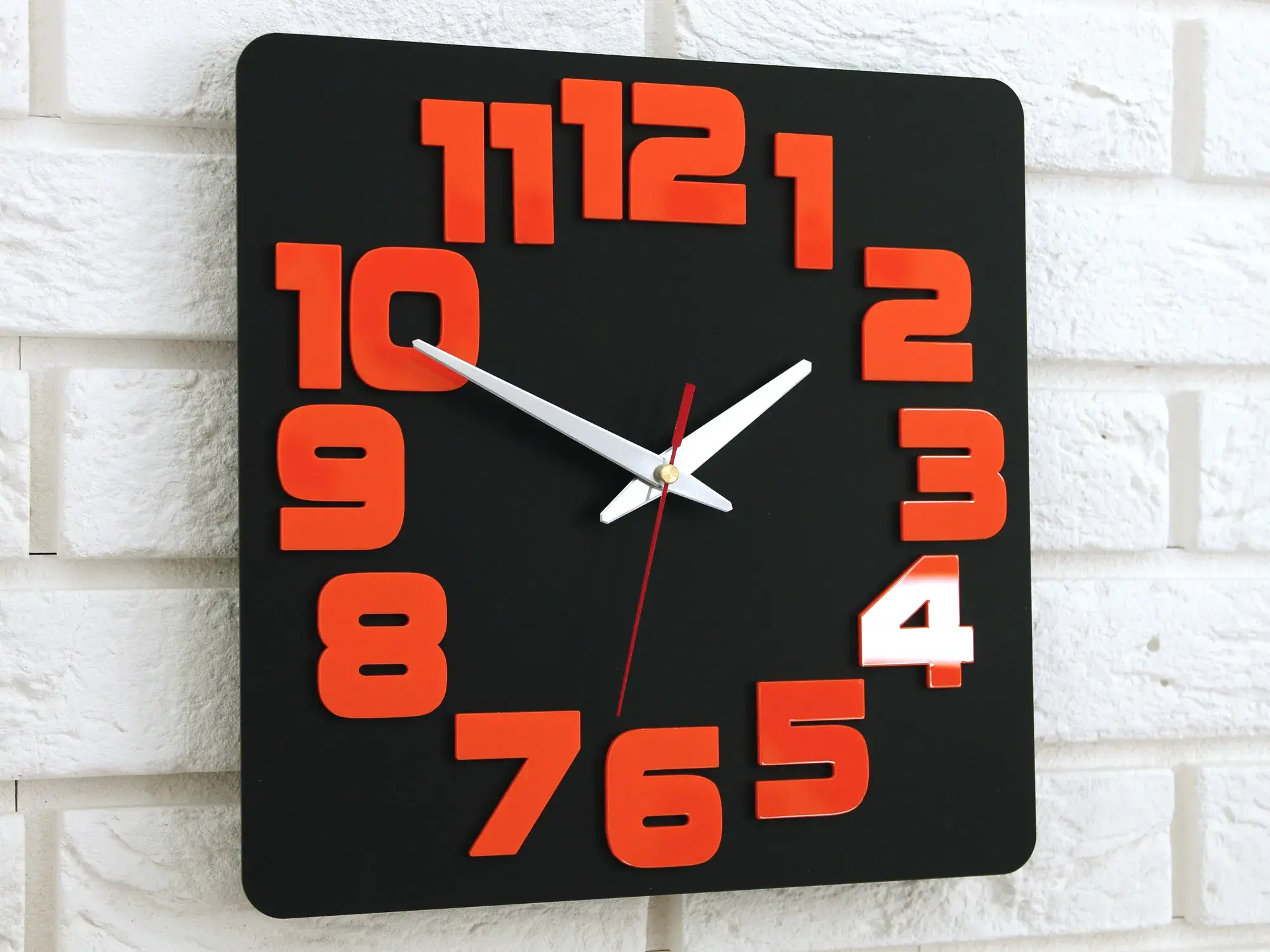 ModernClock Nástěnné hodiny Logic černo-oranžové