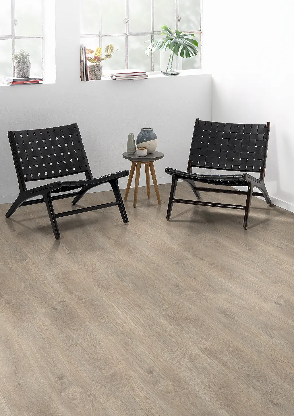 EGGER Basic 31 Dub belfort stříbrný EL2637