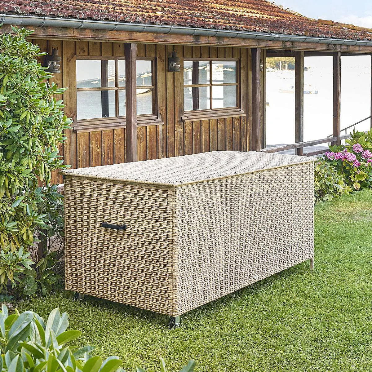 DEOKORK Ratanový úložný box MALIBU 196x105x99 cm (béžovo-hnědá)