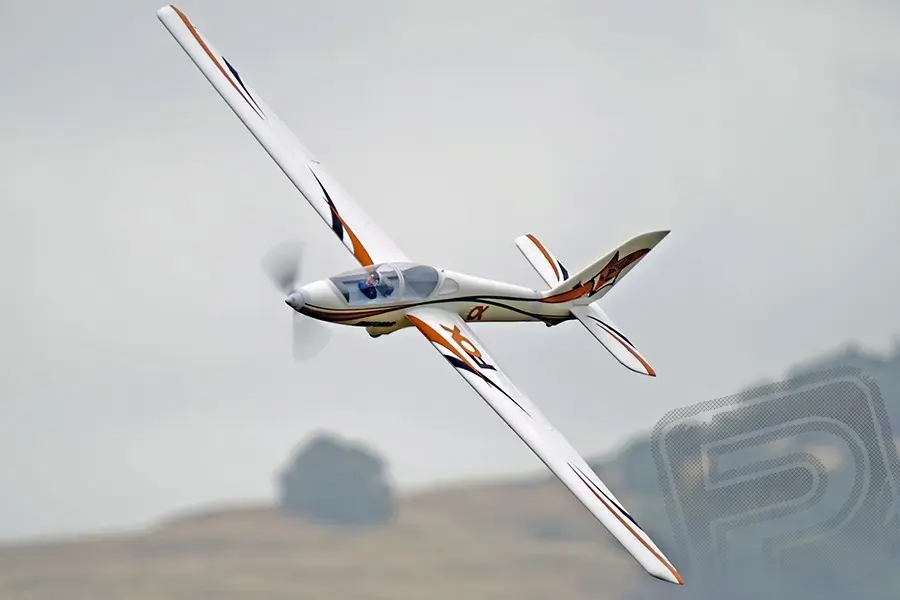 FOX 3000 mm  ARF  s výbavou
