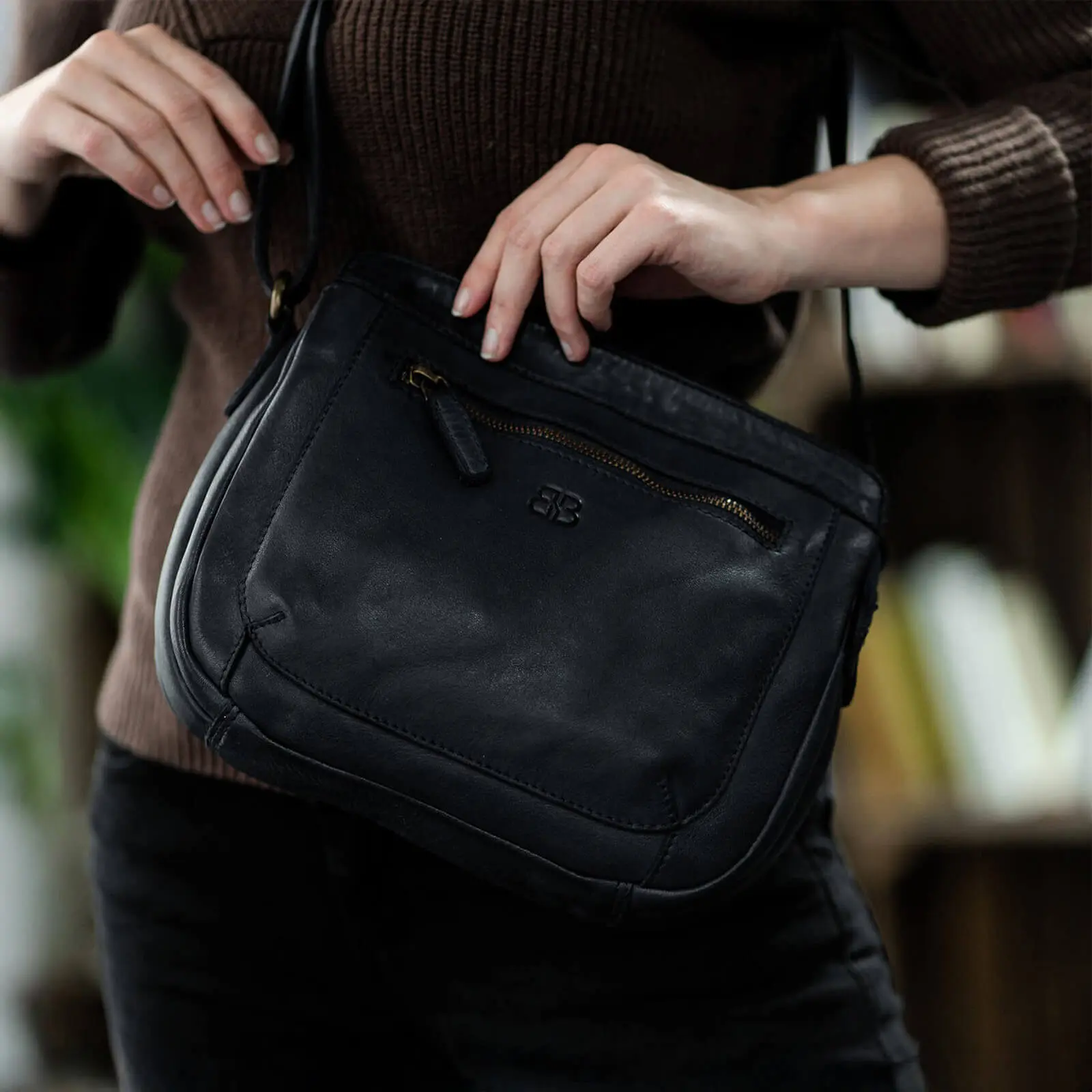 Dámská kožená crossbody kabelka Bellicci Silene - černá