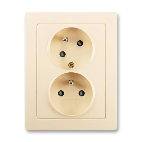 ABB Swing L dvojzásuvka krémová 5513J-C02357 C1 s clonkami