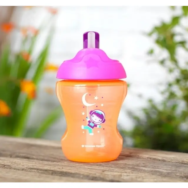 Tommee Tippee Hrníček nekapající s pítkem 230 ml 7m+ oranžový