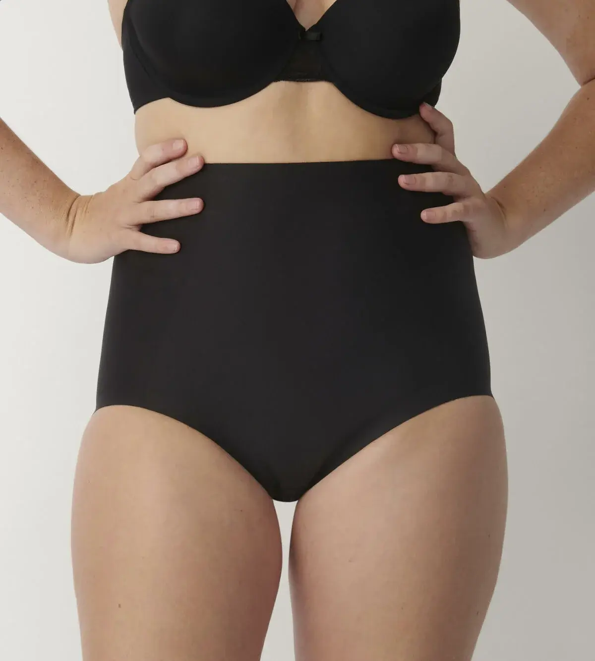 Dámské kalhotky Medium Shaping Series Highwaist Panty - Triumph