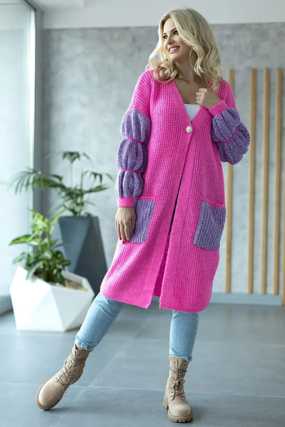Svetr na zapínání  model 171311 PeeKaBoo universal