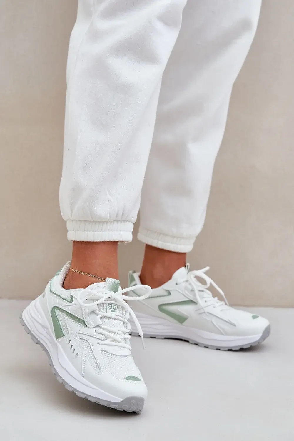 Sportovní obuv model 209070 Step in style