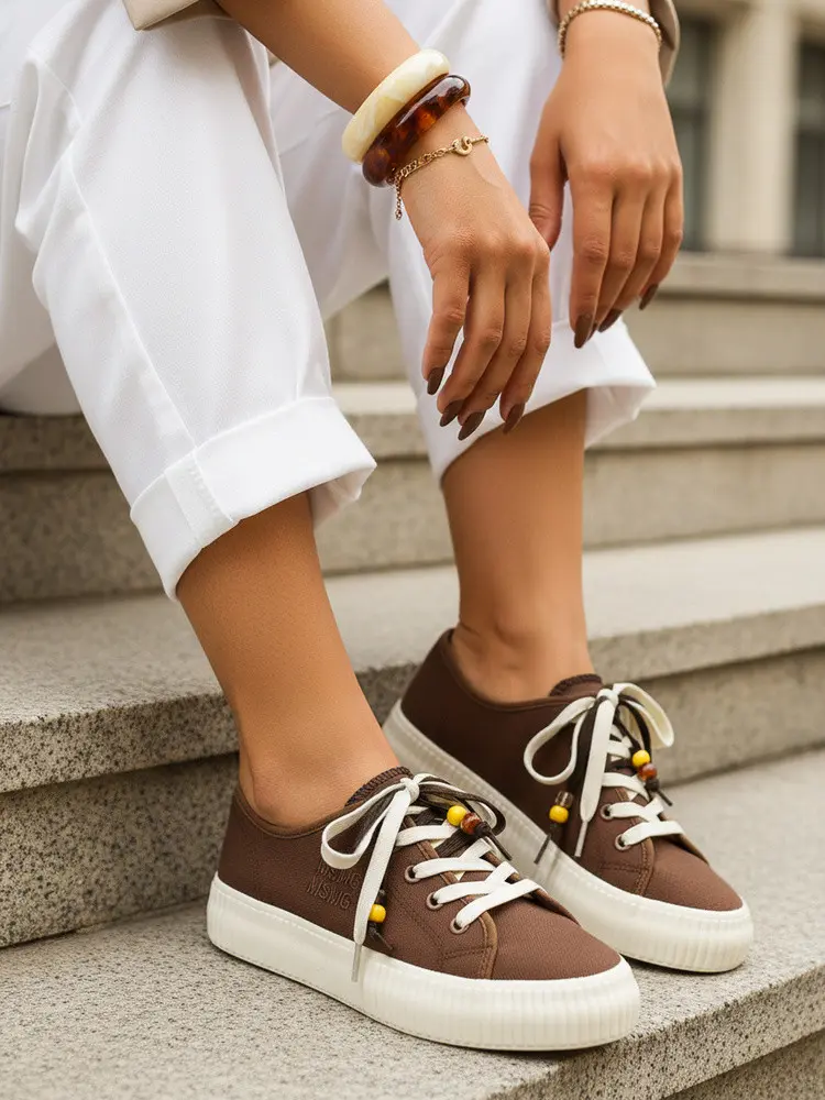 Dámské tenisky s ozdobnými korálky cappuccino FashionStreet ZY1404 39
