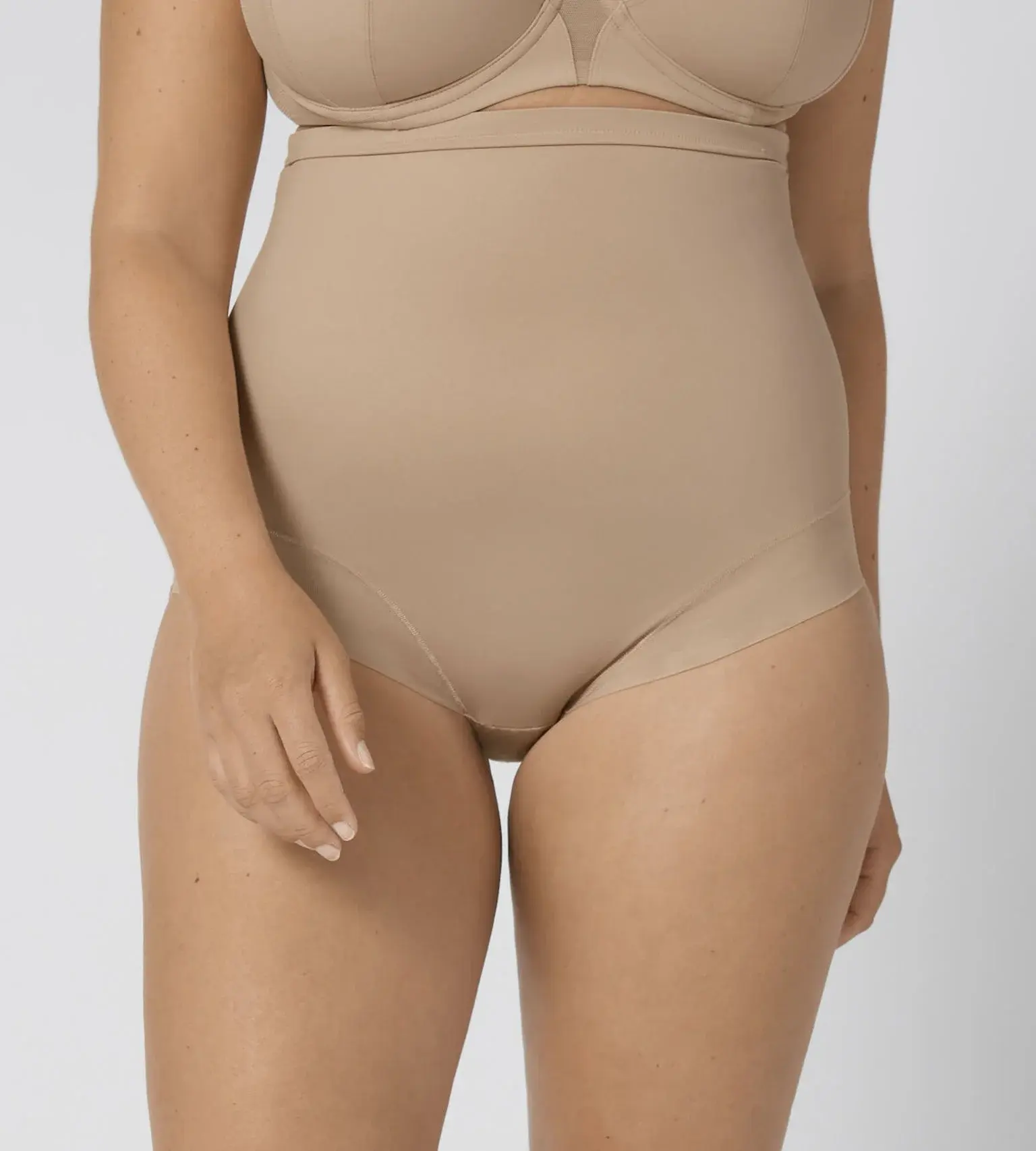 Dámské stahovací kalhotky True Shape Sensation Super HW Panty tělové - Triumph Macchiato