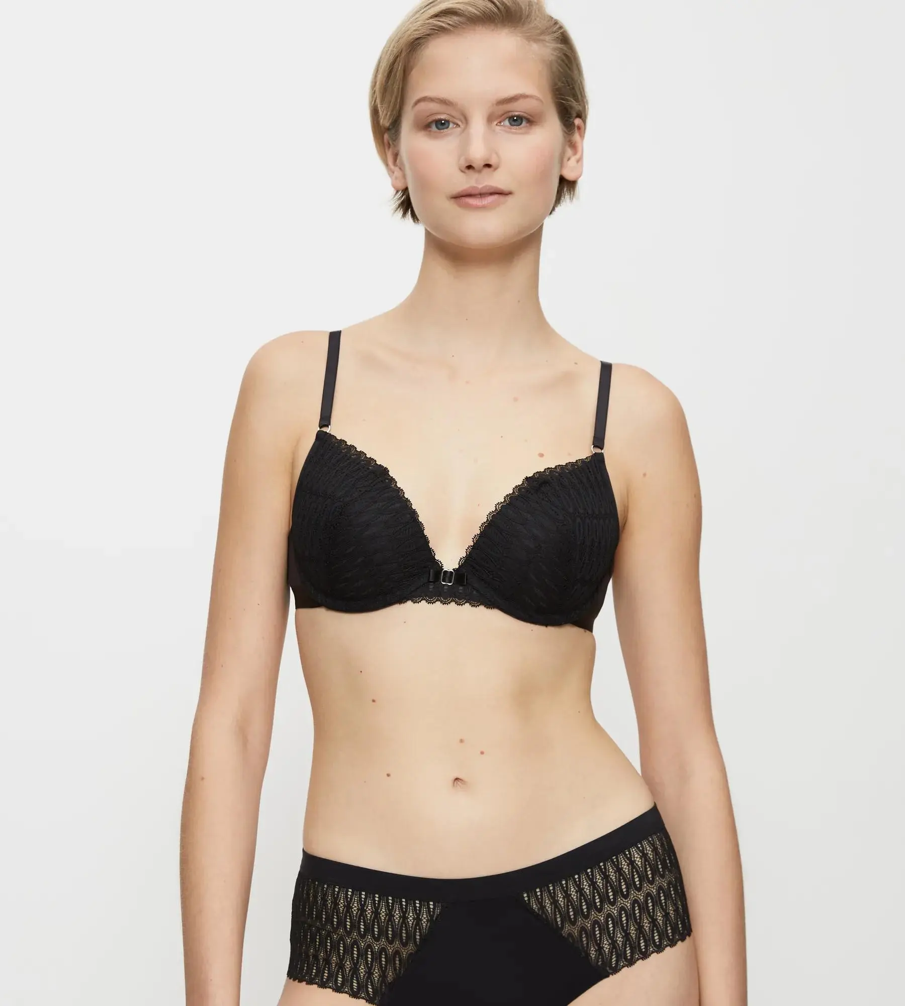 Dámská podprsenka Push-up Aura Spotlight WHU černá - Triumph BLACK 85A