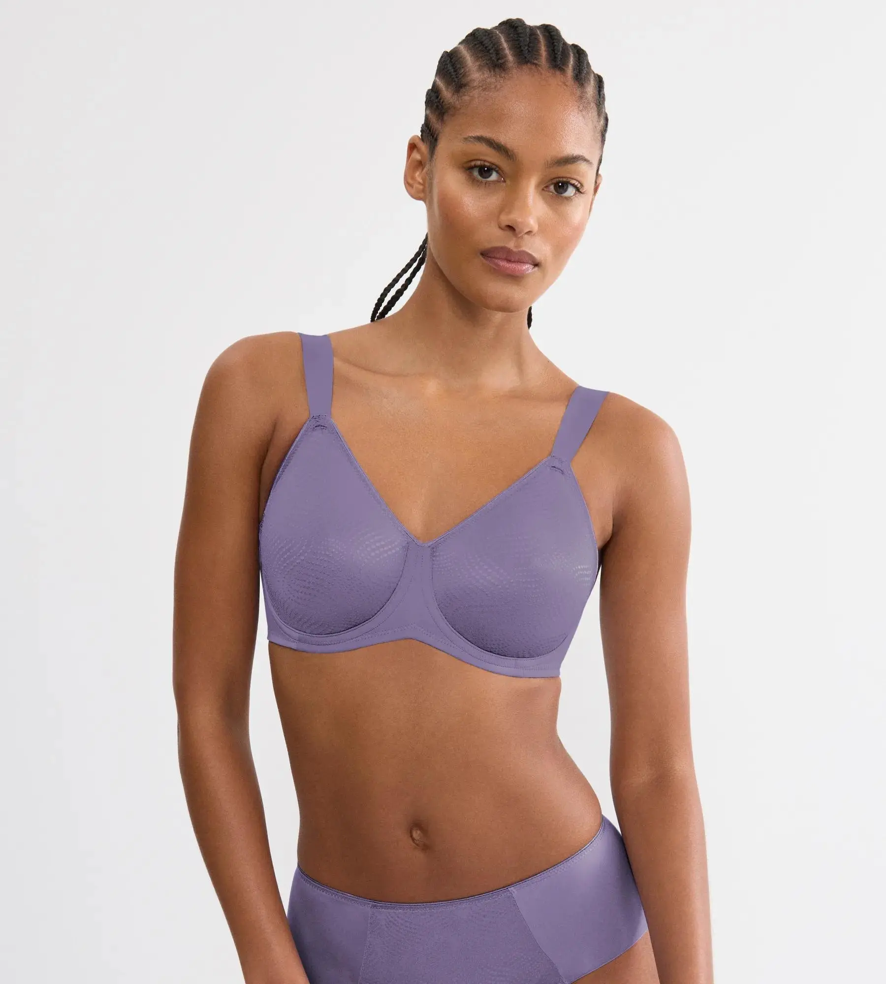 ESSENTIAL MINIMIZER – Minimizer podprsenka: elegantní zmenšení a dokonalá podpora Triumph LILAC