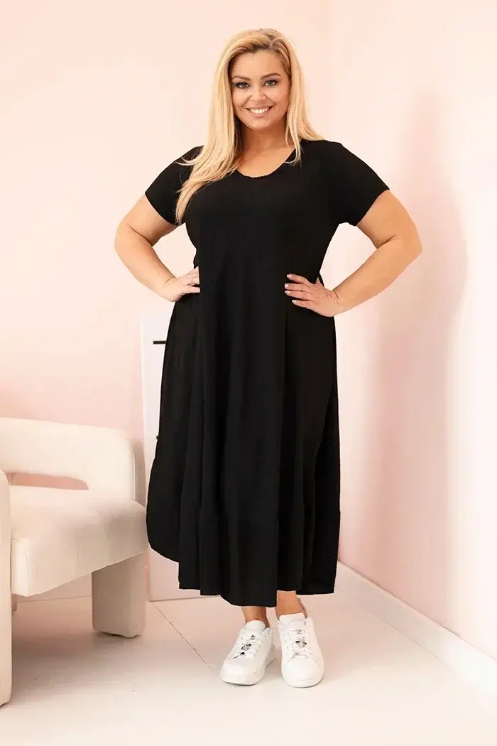 Dámské šaty plus size s krátkým rukávem a volánem z lehké viskózy černá UNI