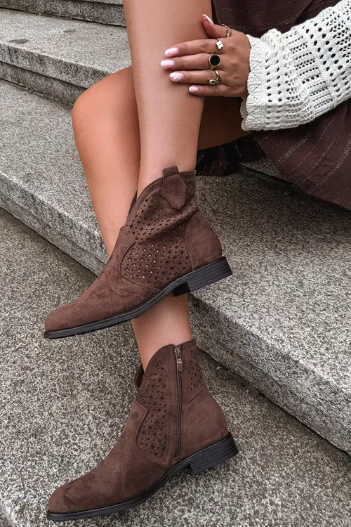 Dámské nízké kozačky s částí hnědé model 22366497 - S.Barski