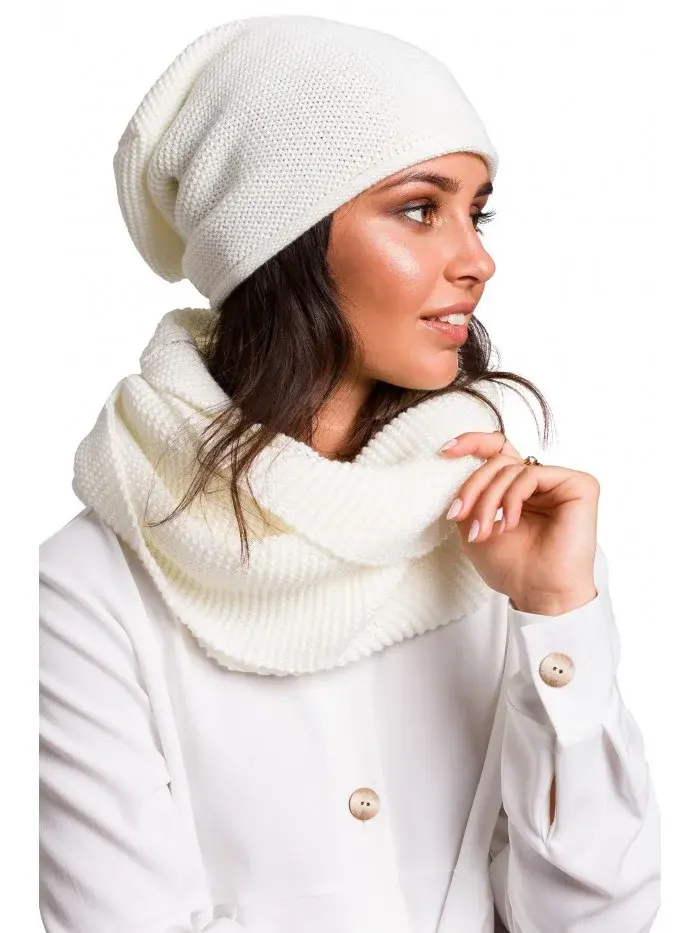 BK044 Slouchy čepice - ecru EU UNI