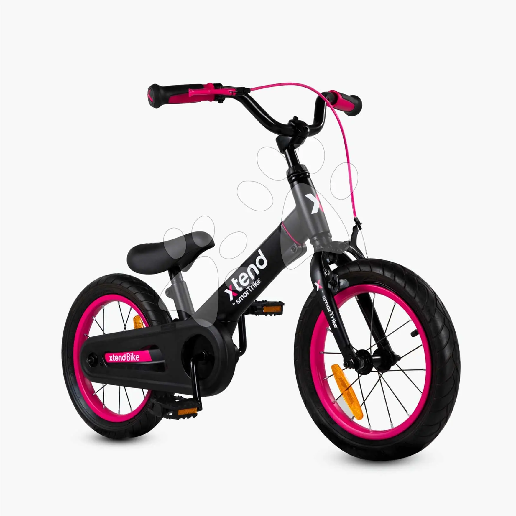 Kolo a odrážedlo 2v1 Xtend Bike Pink smarTrike rozšiřitelný rám z hořčíku s výškově nastavitelným sedadlem a řídítky s přední brzdou od 3 do 7 let