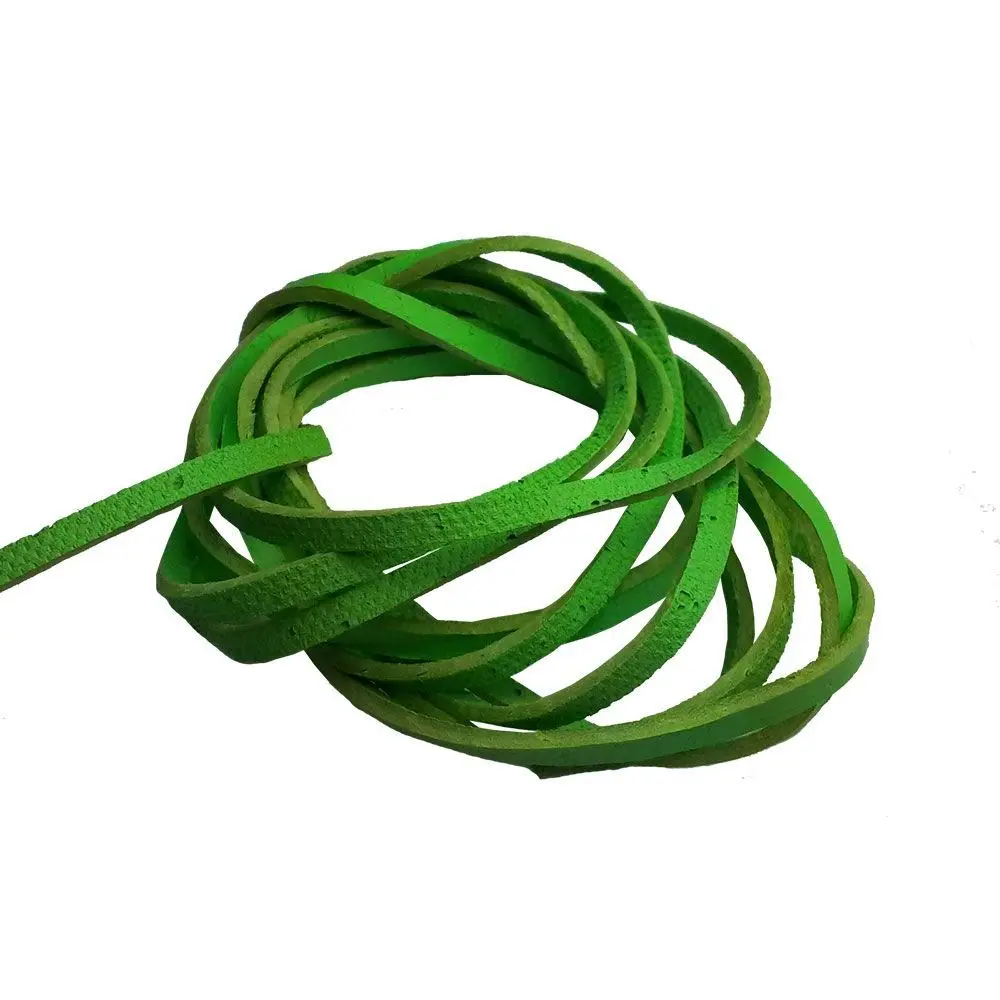 S4U Řezaná kožená šňůrka hráškově zelená, tl. 2 mm, délka 100 cm - LR9000-21