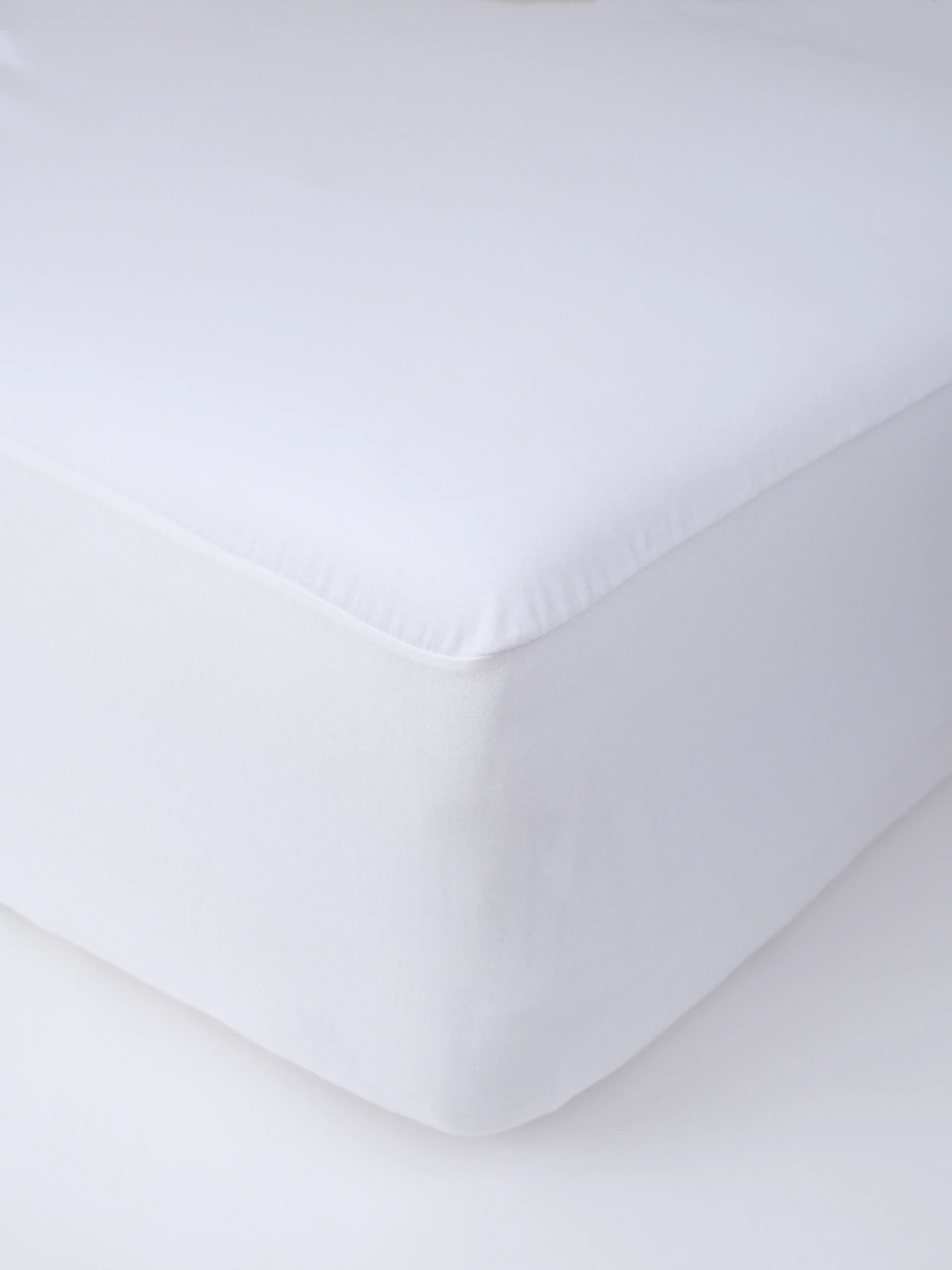 Nepropustné jersey prostěradlo 70 x 140 cm - bílé