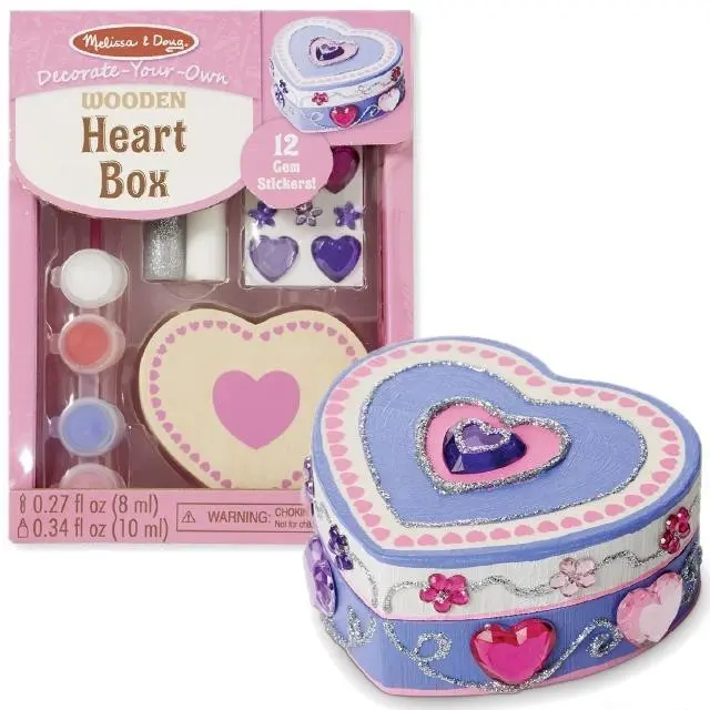 Melissa & Doug Dřevěná krabička k vymalování Srdce
