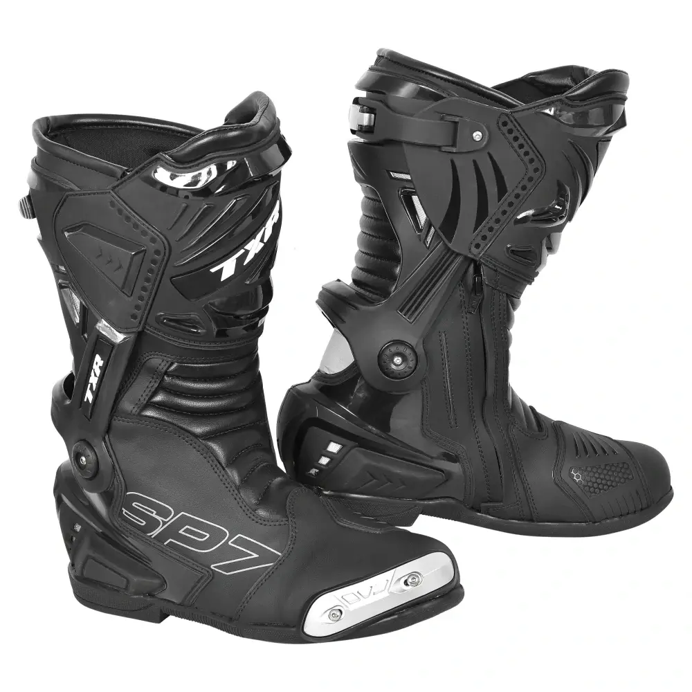 TXR Boty na motorku SP7 41 (Motocyklové boty TXR SP7 jsou navrženy pro jezdce, kteří hledají kombinaci ochrany, pohodlí a sportovního vzhledu; kovové)