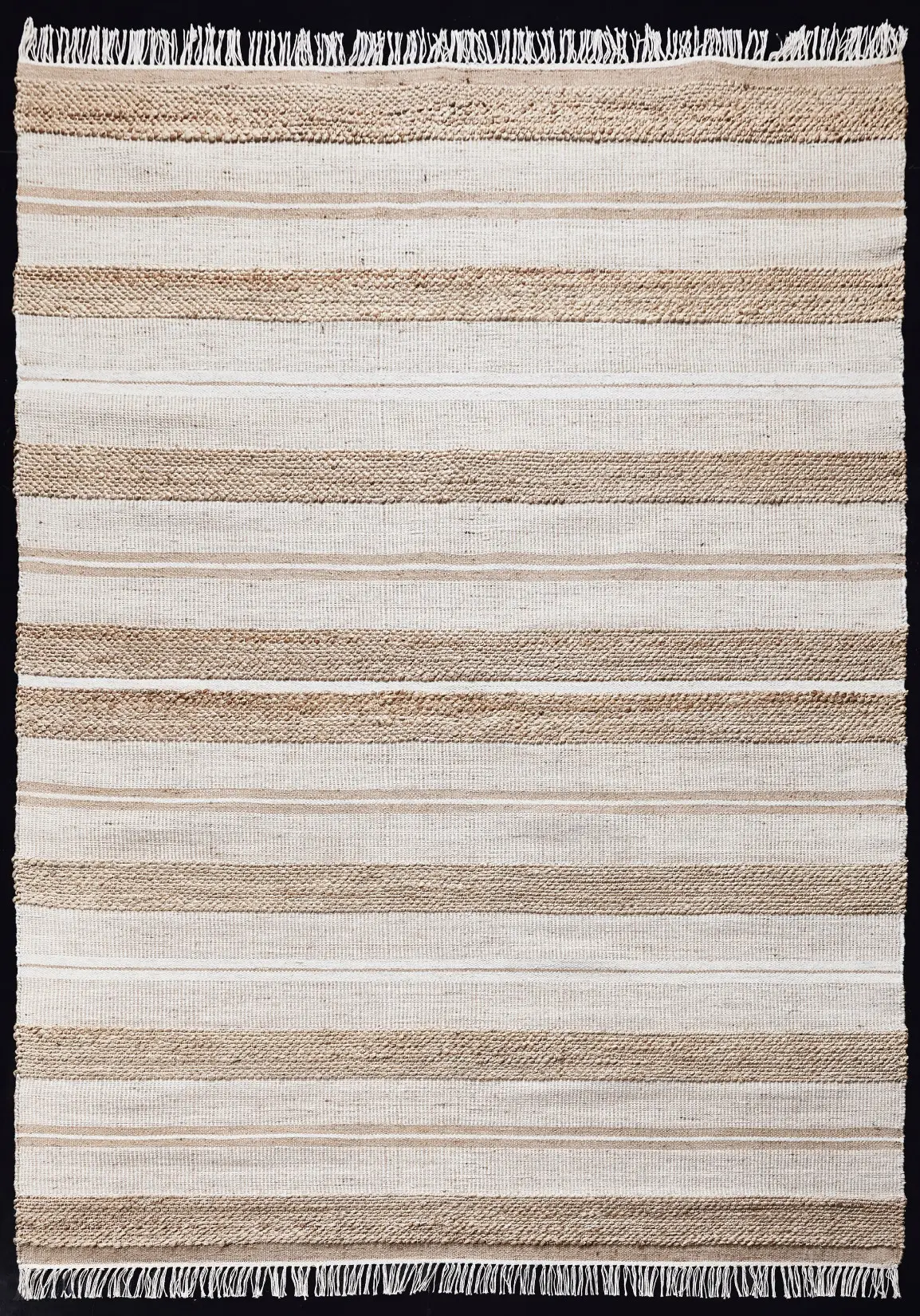 Diamond Carpets India, Ručně vázaný kusový koberec Praha HL 80 Natural Silver,