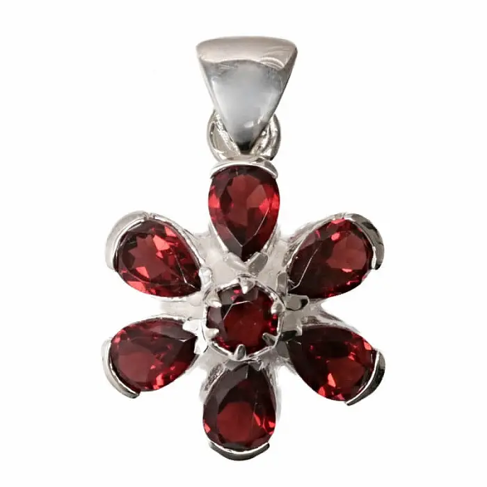 Stříbrný přívěsek s granátem KVĚT - 28 mm, 3,8 g