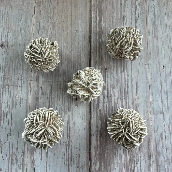 Pouštní růže - sádrovec Mexiko - cca 3 - 4 cm
