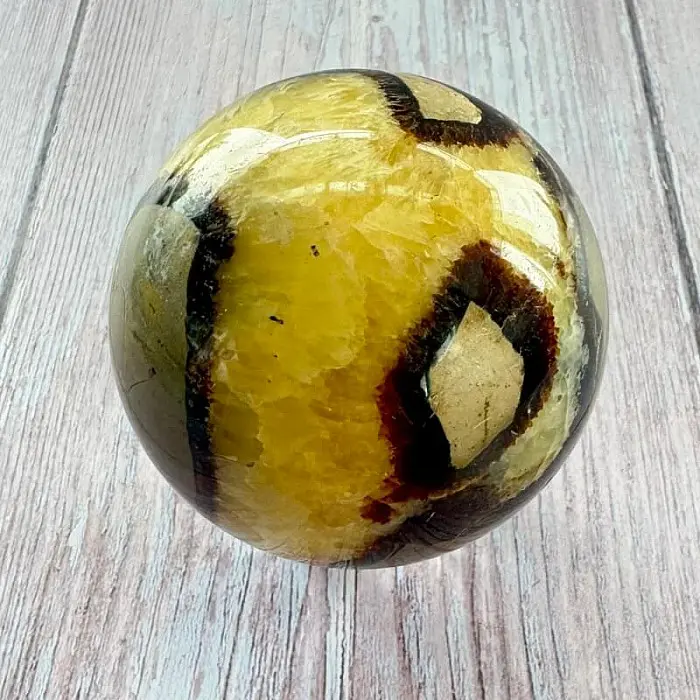 Septárie leštěná koule Madagaskar 37 - cca ø 7,4 cm, 573,7 g
