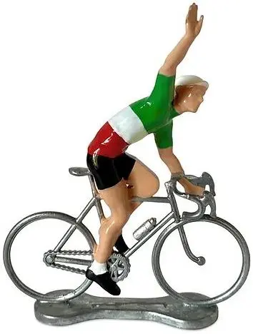 Figurka cyklisty Bernard a Eddy winner - mistr Itálie uni