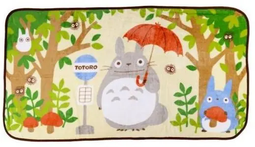 Měkoučká deka Maison Ghibli 80 x 150 cm - Totoro bus stop uni