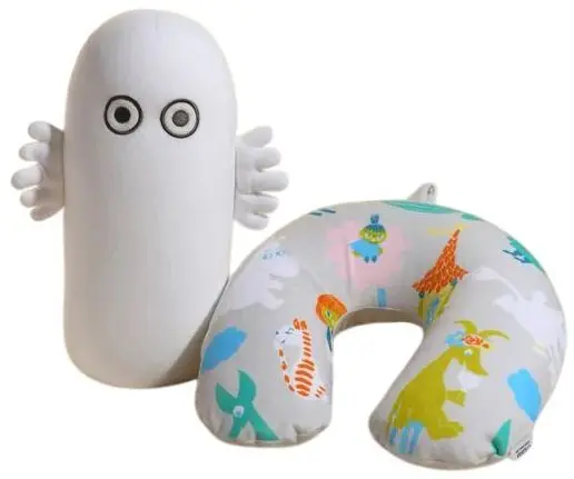 Cestovní polštář / plyšová hračka Vipo - Hattifattener Moomin uni