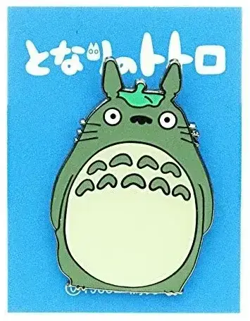 Připínací odznáček Maison Ghibli - Totoro s lotosvým listem uni