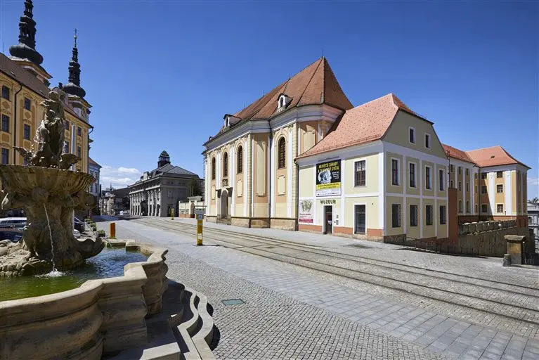 Vlastivědné muzeum Olomouc - prohlídka expozic - Vlastivědné muzeum v Olomouci - stálé expozice a výstavy muzea