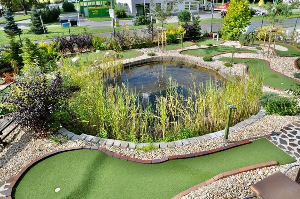 Celodenní hra adventure golfu v Liberci