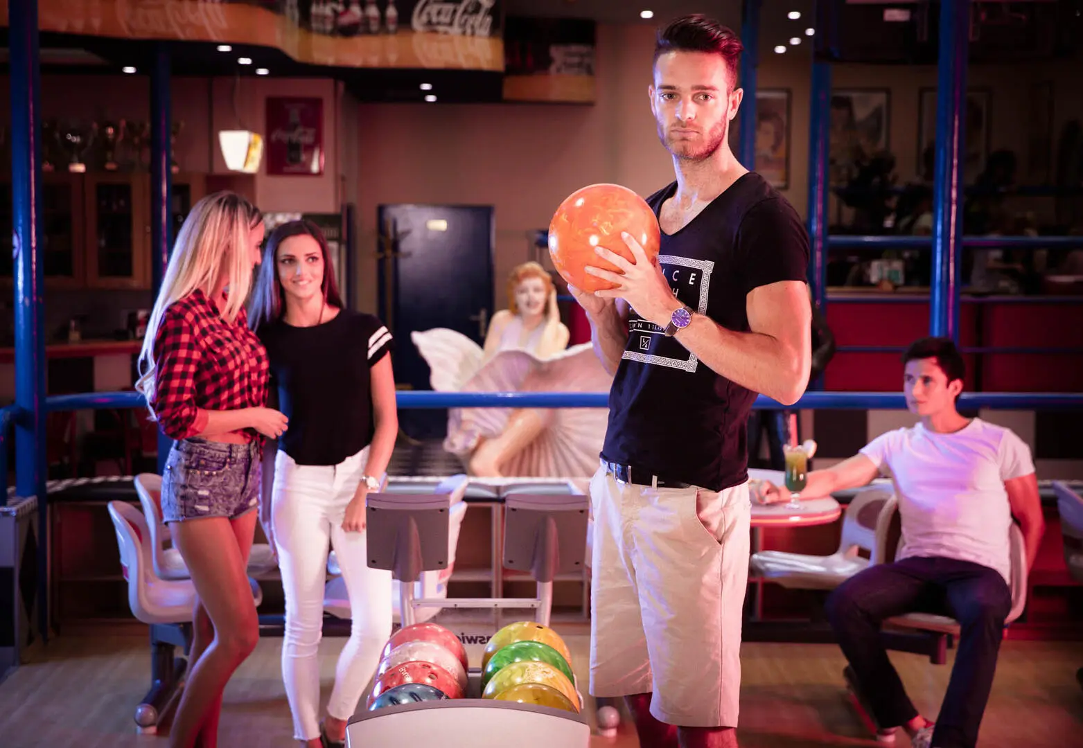 Bowling v centru Babylon Liberec – 4 bowlingové dráhy Brunswick