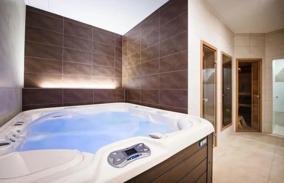 Vstup do whirlpool v penzionu Relax21 Uherský Ostroh