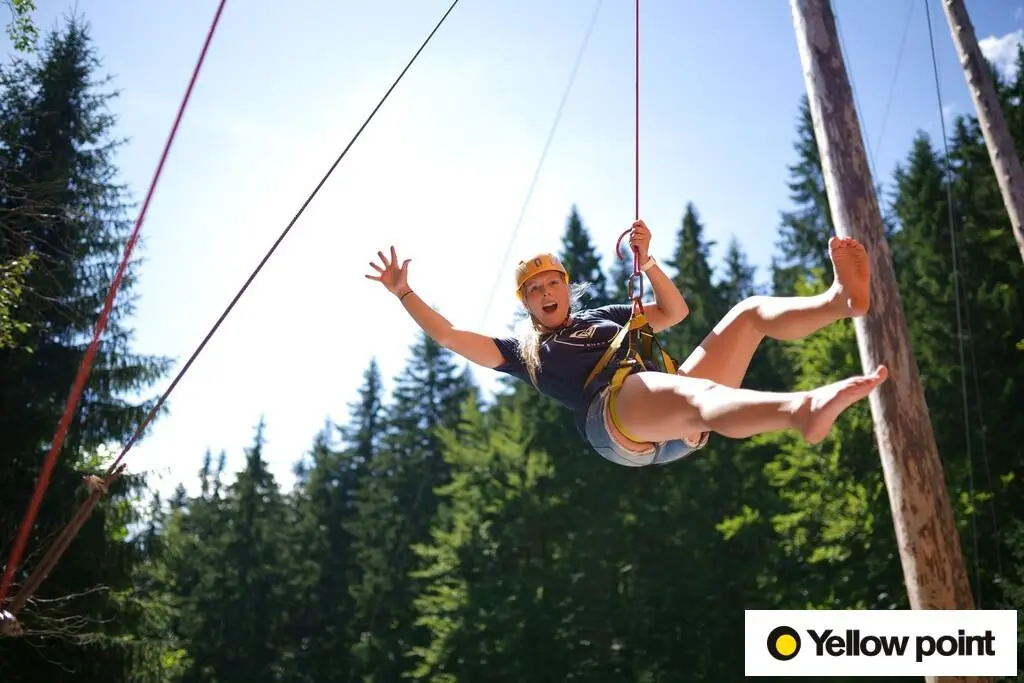 Obří houpačka v Adventure parku Špindlerův Mlýn - seskočte z výšky 17m