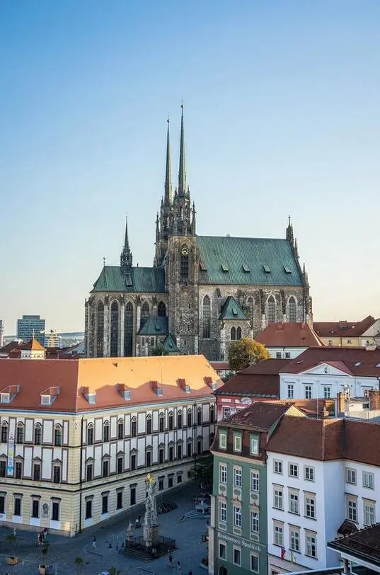 Venkovní úniková hra - NEJ symboly Brna