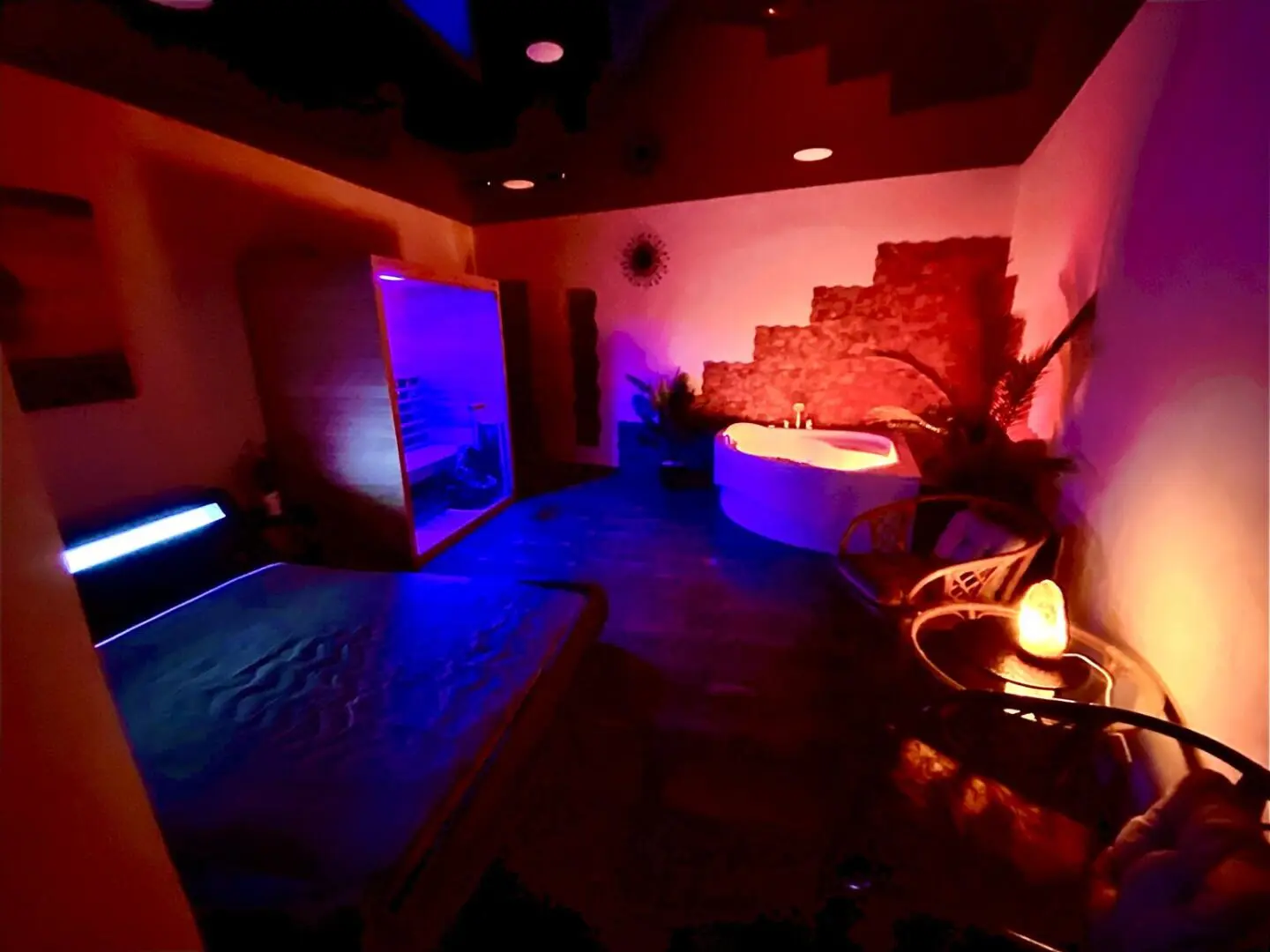 Privátní wellness v Tropicana Hradec Králové - oáza klidu a relaxace