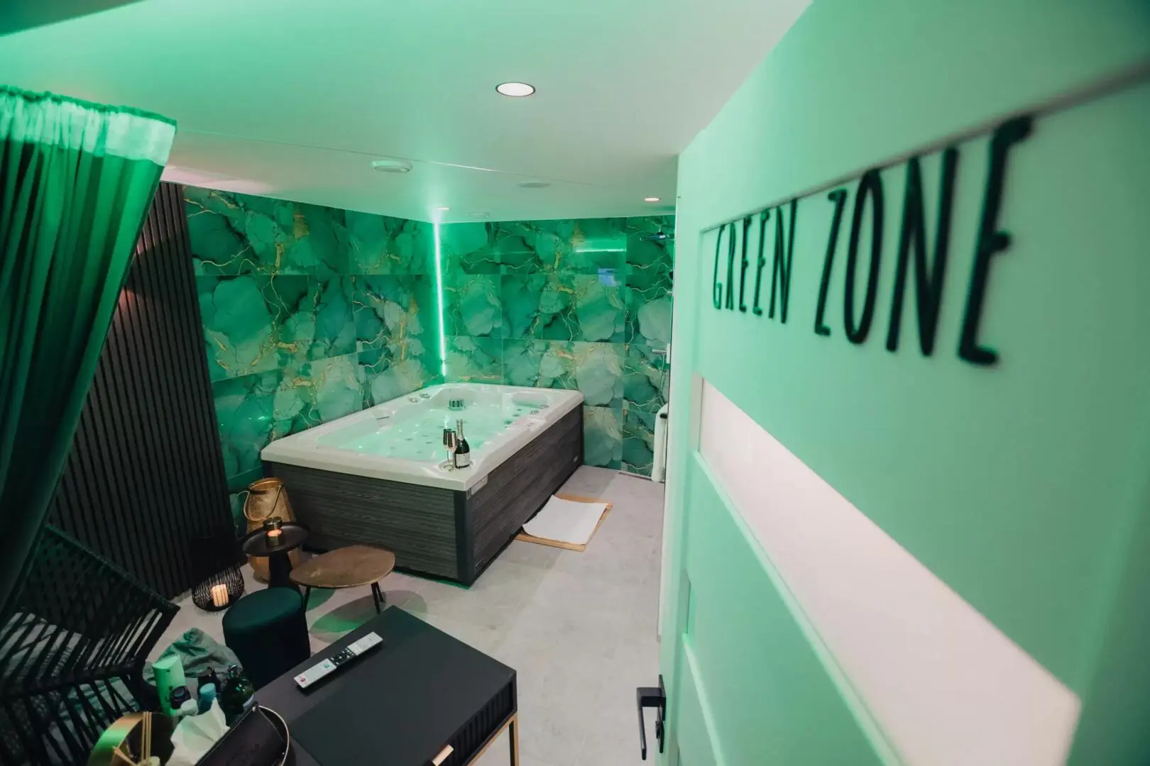 Green zóna – privátní wellness v privátních lázních Tom - GREEN ZONE - Privátní wellness s vířivkou bez sauny - RELAX+ balíček