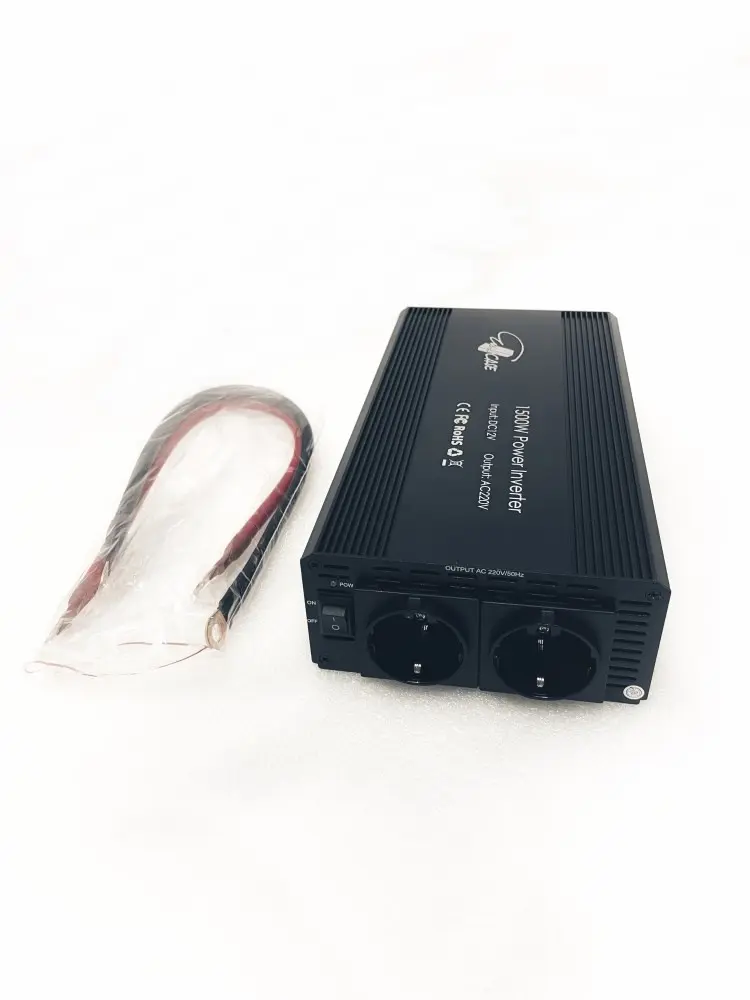 EUROCASE Měnič napětí AC 220V, 1500W (MT-MX1500)