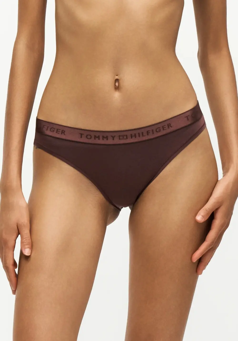Dámská tanga Tommy Hilfiger UW0UW06260
