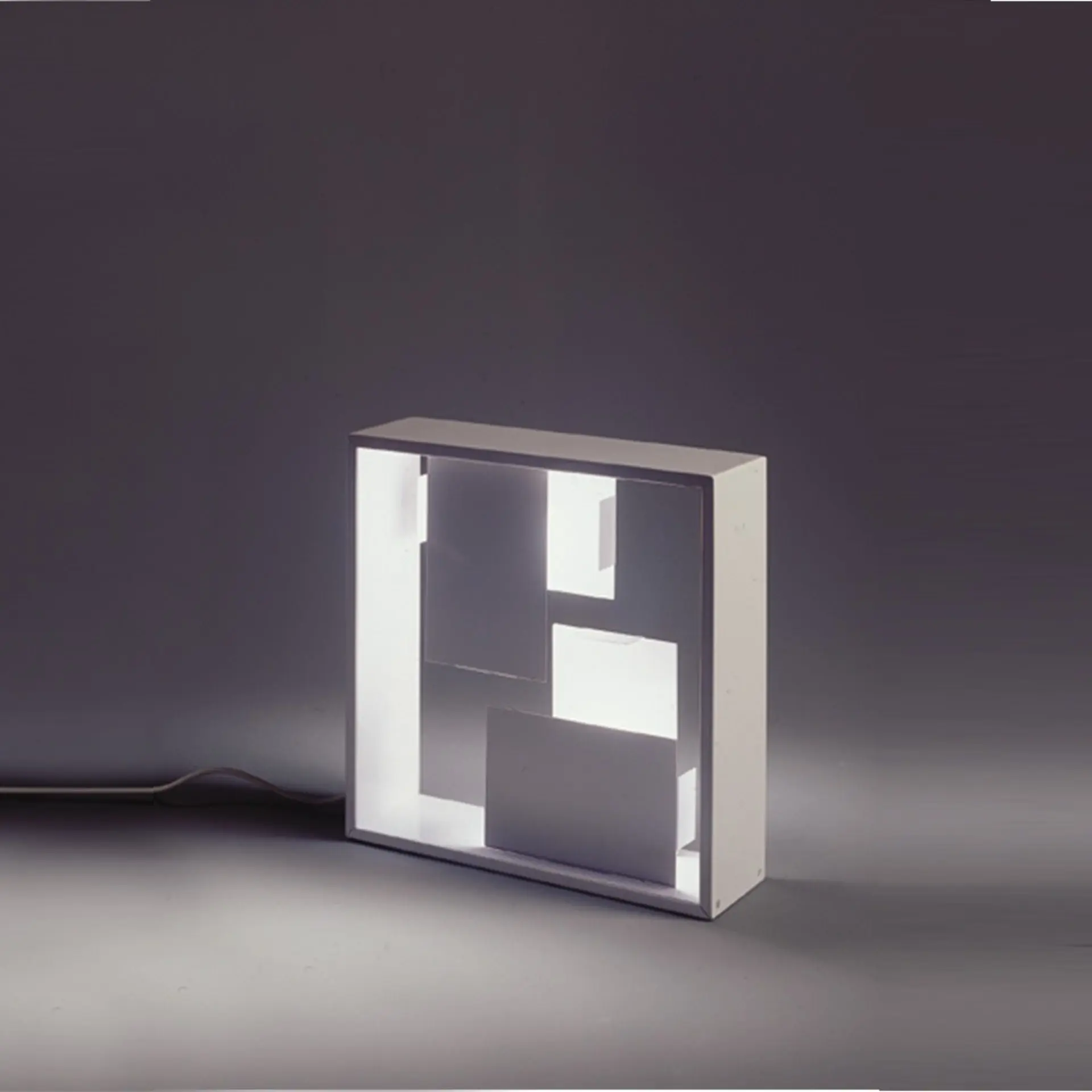 Artemide svítidlo Fato Design Collection 2x4 W E14 220-240 V nástěnné/stolní