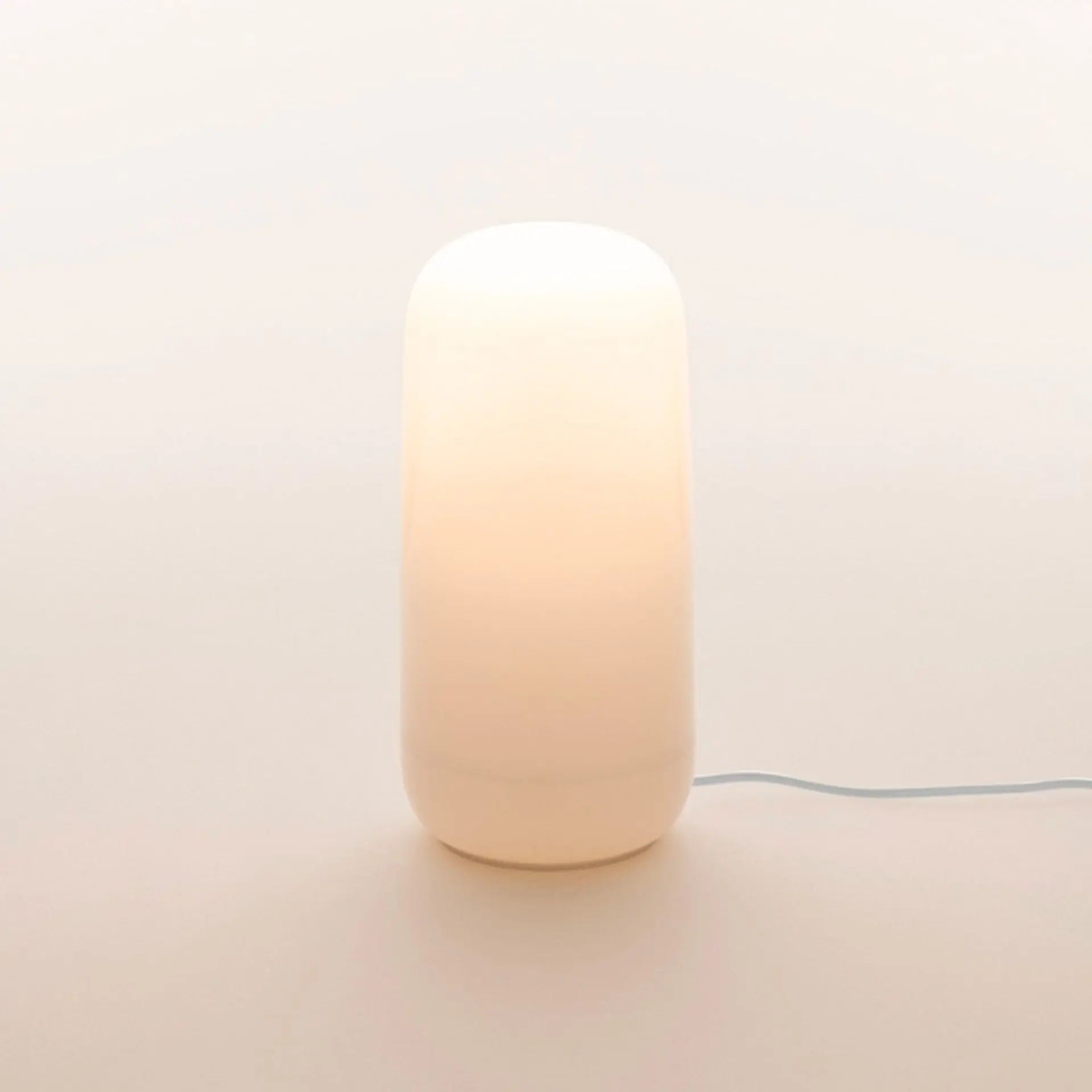 Artemide stolní lampa Gople Plug Design Collection E14 max 5,5 W