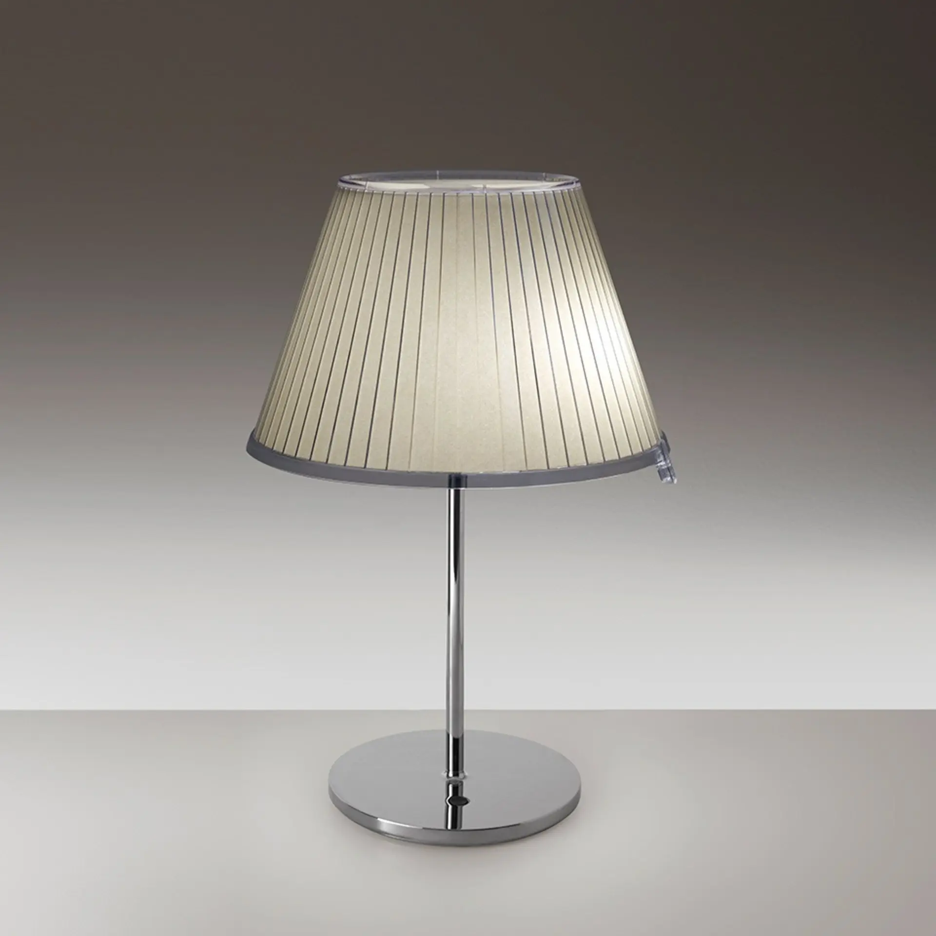 Artemide stolní lampa Choose E27 max 12 W Design Collection pergamen/chrom