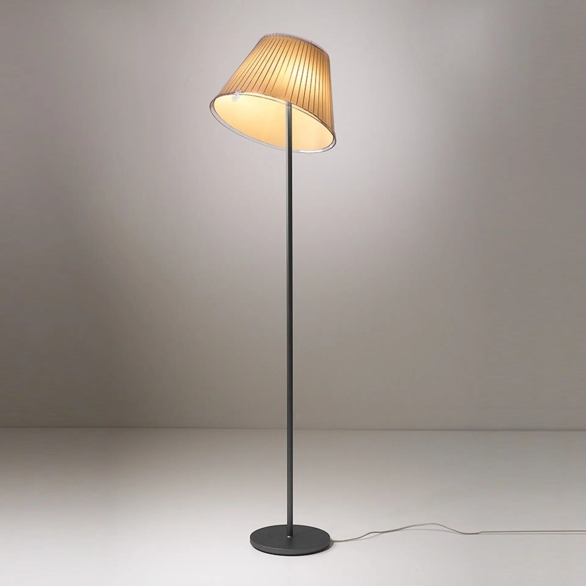 Artemide stojací lampa Choose Floor E27 2x max 12 W pergamen/šedá antracit